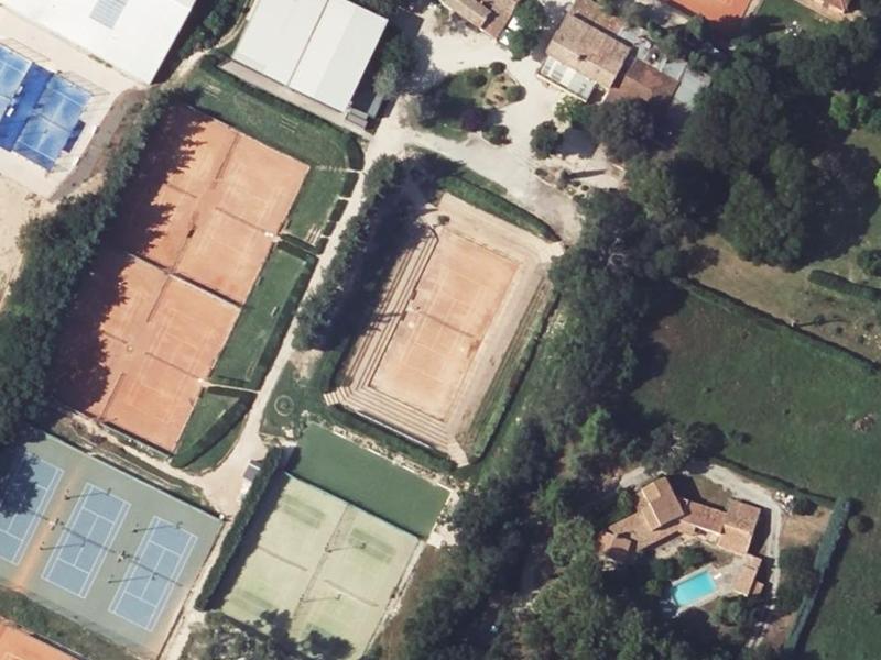 Vue aérienne de Country Club Aixois