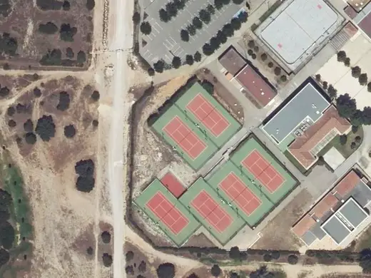 Vue aérienne de Complexe Sportif et Culturel Airbus Helicopter à Marignane (photographie aérienne IGN)