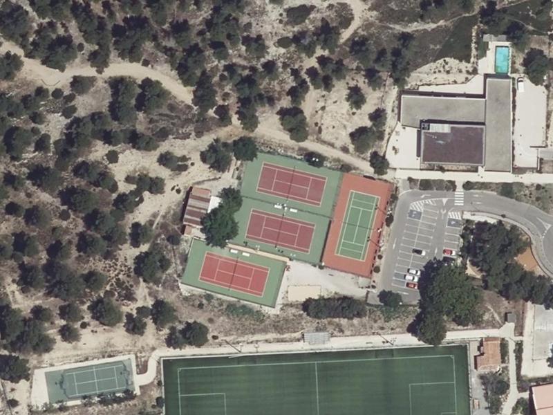 Vue aérienne de Tennis Club d’Ensues