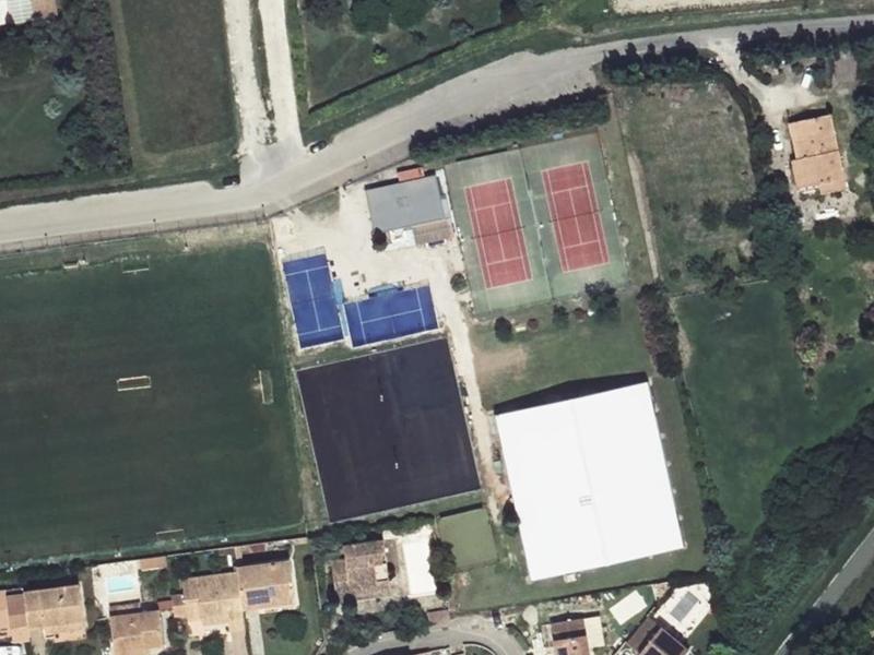 Vue aérienne de Tennis Club de Tarascon