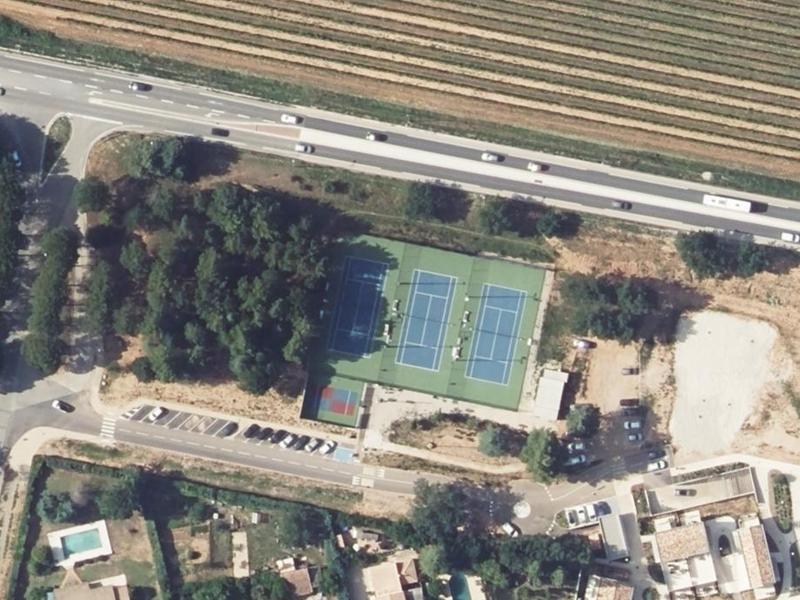 Vue aérienne de Tennis Club Negrelien