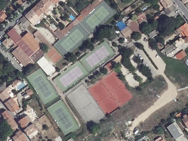 Vue aérienne de Tennis Club Queirel St Loup