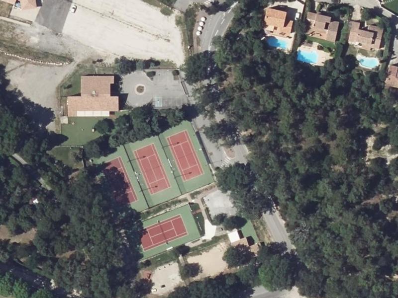 Vue aérienne de Tennis Municipaux