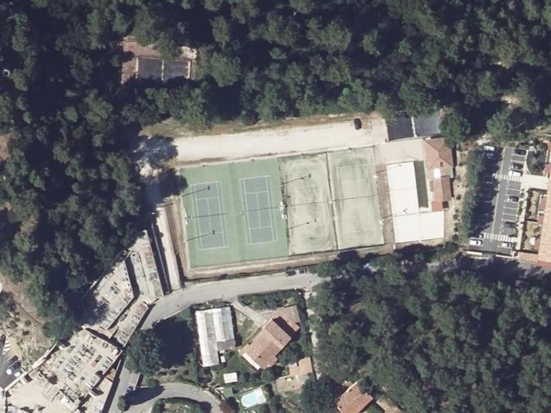 Vue aérienne de Tennis Municipaux